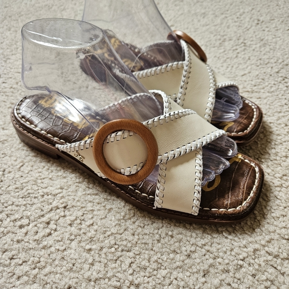Sam Edelman Cream and Brown Leather Slide Sandals with Wooden Ring
